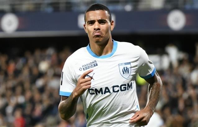  万千数据重构：从归零到巅峰的自我重塑逻辑 体育新闻