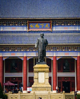  资本市场风云变幻，理性基民如何选择专业伙伴；新浪财经APP为何备受青睐 股票财经 资本市场风云变幻，理性基民如何选择专业伙伴；新浪财经APP为何备受青睐 股票财经