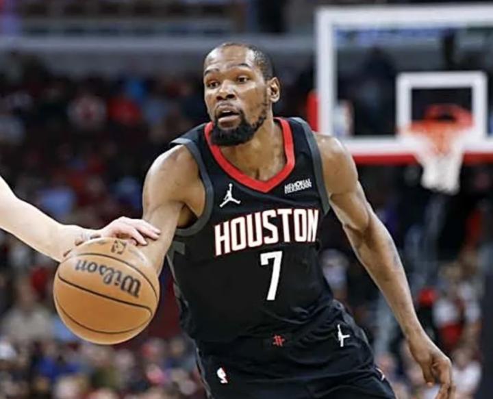  杜兰特赛后感慨；申京展现全面统治力；火箭客场惜败公牛。 体育新闻