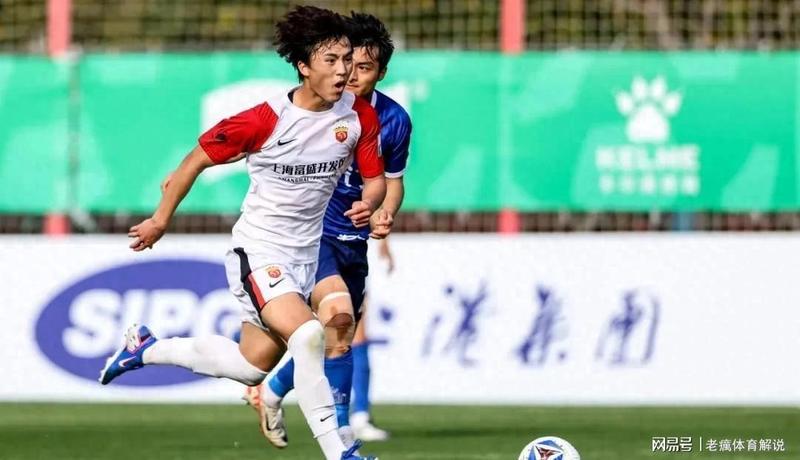 技术天赋与职业蜕变：温钧翔中乙开局数据深度解析