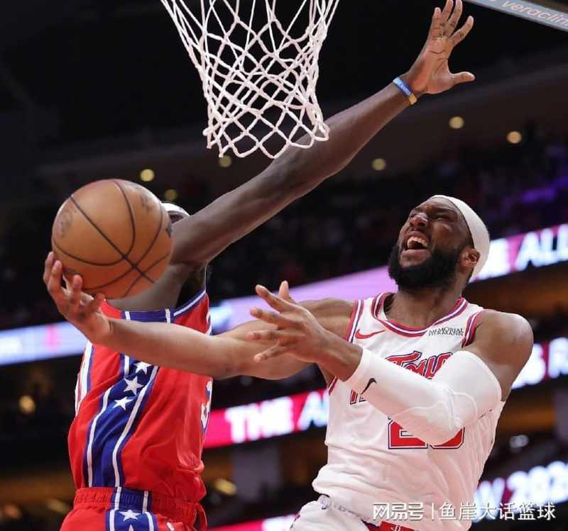  【技术复盘】火箭险胜背后的战术迷局：领先优势为何沦为心理负担？ 体育新闻