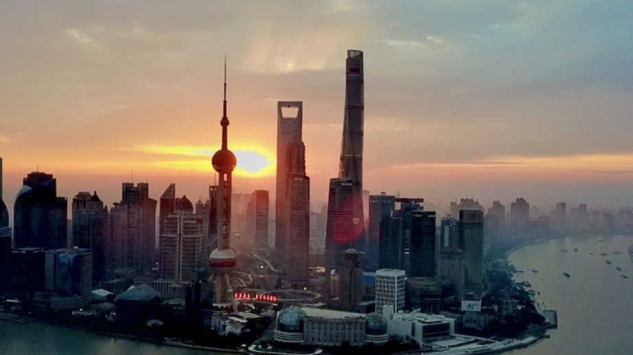  城市的温暖从不曾缺席：一位快递小哥与"暖新巢"的真实故事 新闻